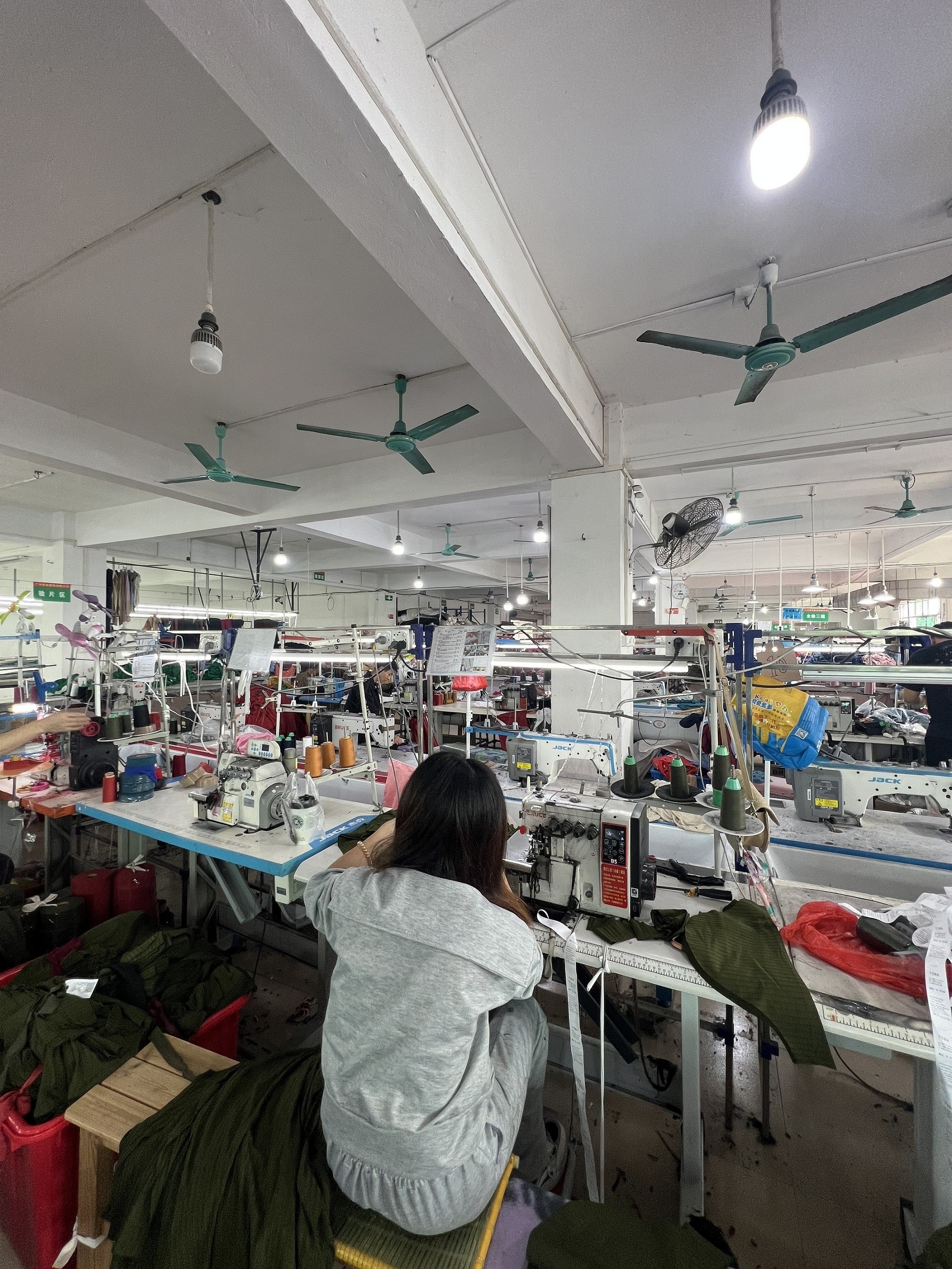 ประเทศจีน Guangzhou Vinas clothing technology Co., LTD รายละเอียด บริษัท