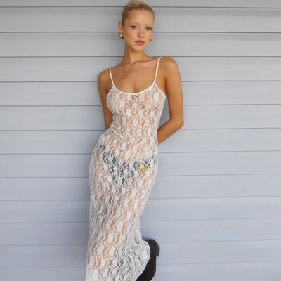 มุมมอง Mesh Halter Dress ดอกสลัมขนาดเล็ก หลังไม่ยาว ดูผ่านกระโปรง