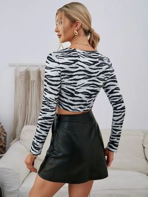 ทั้งหมดที่ตรงกันดีเคิล เสื้อ T V คอ สายดึง สั้น ผู้หญิง Zebra พิมพ์ เสื้อแขนยาว