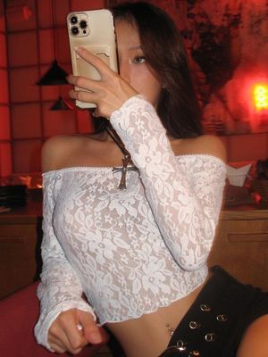 เสื้อยืดขัดแน่น สวยๆ สีสปาย สีขัดคอ