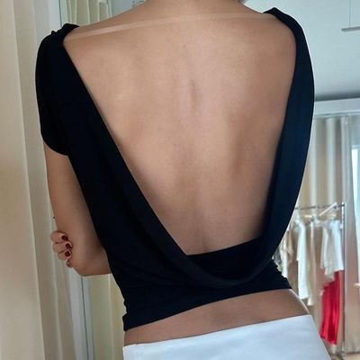 หัวหินอ่อนๆ เซ็กซี่ ไม่มีหลัง สั้นสไตล์ถนน ชุดเสื้อกั้น